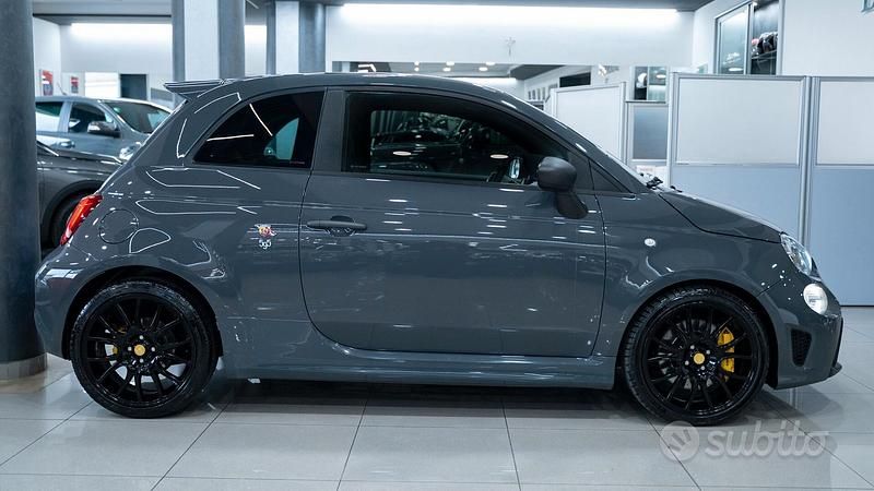 Usata Abarth 595 Competizione 180 CV (132 kW) 2021 Grigio nardo' metallizzato Berlina