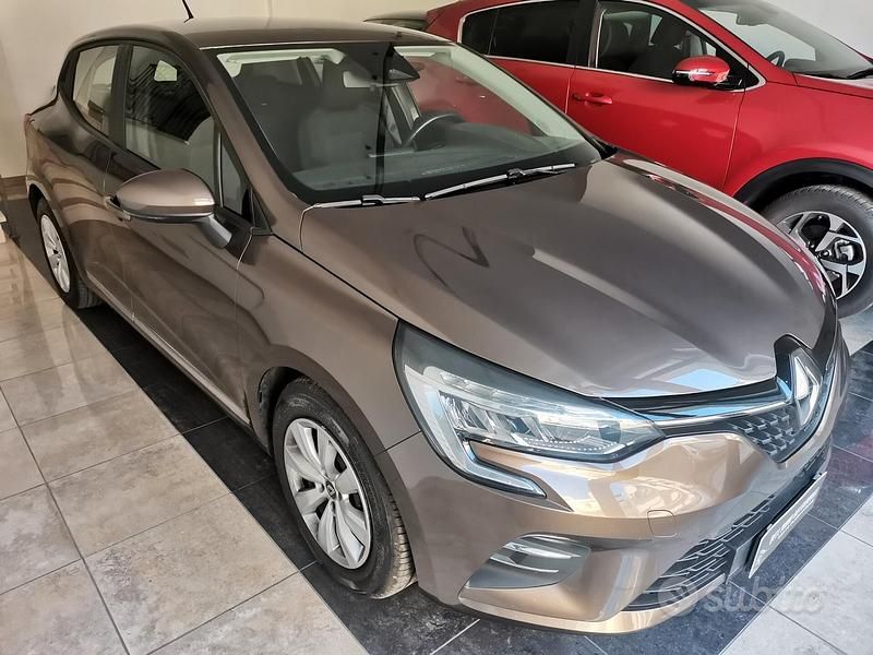 Usata Renault Clio V Intens 86 CV (63 kW) 2020 Marrone Berlina
