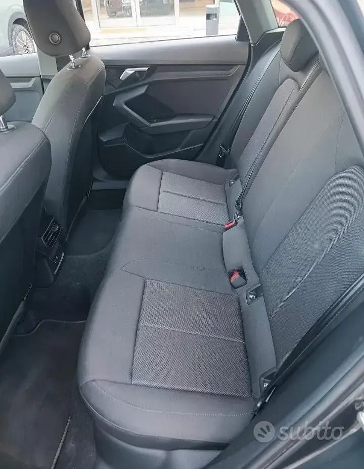 Usata Audi A3 Advanced 150 CV (110 kW) 2021 Grigio Berlina