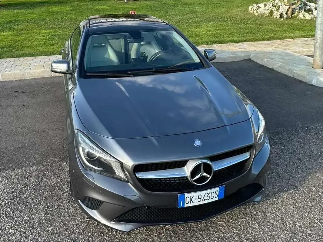 Usata Mercedes CLA220 170 CV (125 kW) 2013 Grigio Berlina