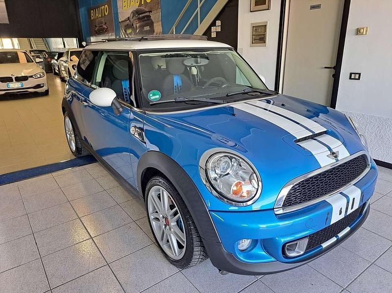 Usata Mini Cooper S 184 CV (135 kW) 2011 Blu/azzurro Utilitaria