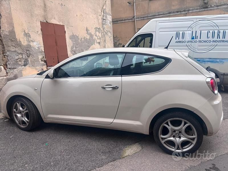 Usata Alfa Romeo MiTo Distinctive 95 CV (69 kW) 2008 Bianco Utilitaria