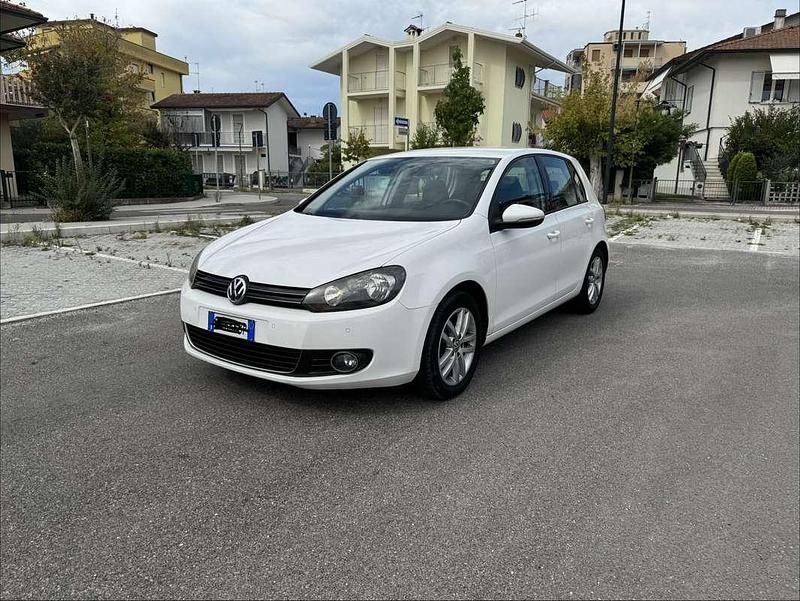 Usata VW Golf VII Highline 105 CV (77 kW) 2012 Bianco Berlina