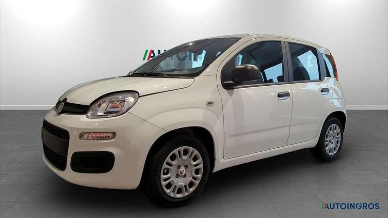 Nuova Fiat Panda Icon 69 CV (50 kW) 2026 Bianco gelato Utilitaria