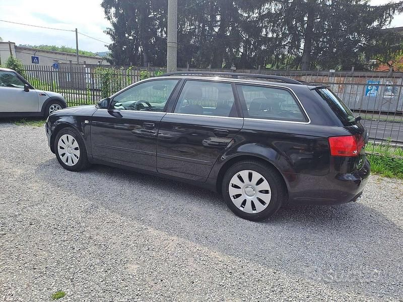 Usata Audi A4 Sport 140 CV (102 kW) 2006 Nero Station wagon