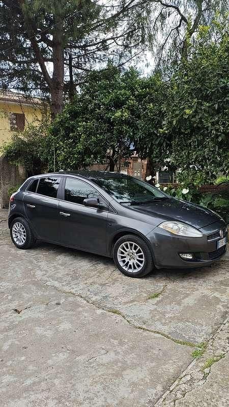 Usata Fiat Bravo Emotion 120 CV (88 kW) 2008 Grigio Utilitaria