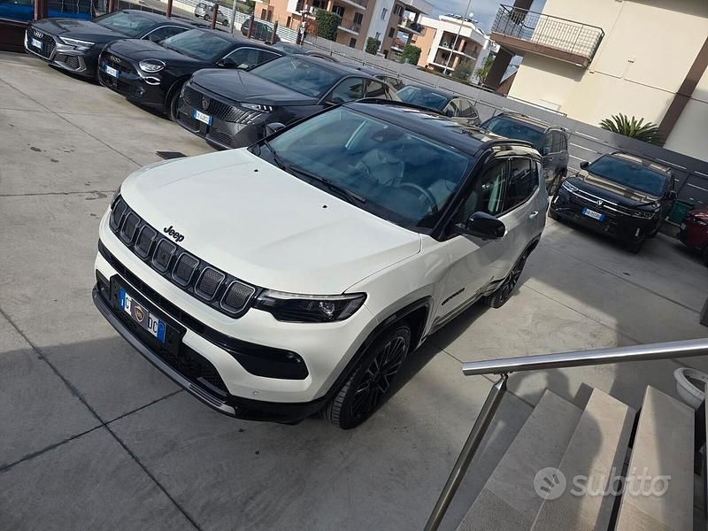 Usata Jeep Compass 131 CV (96 kW) 2024 Bianco SUV