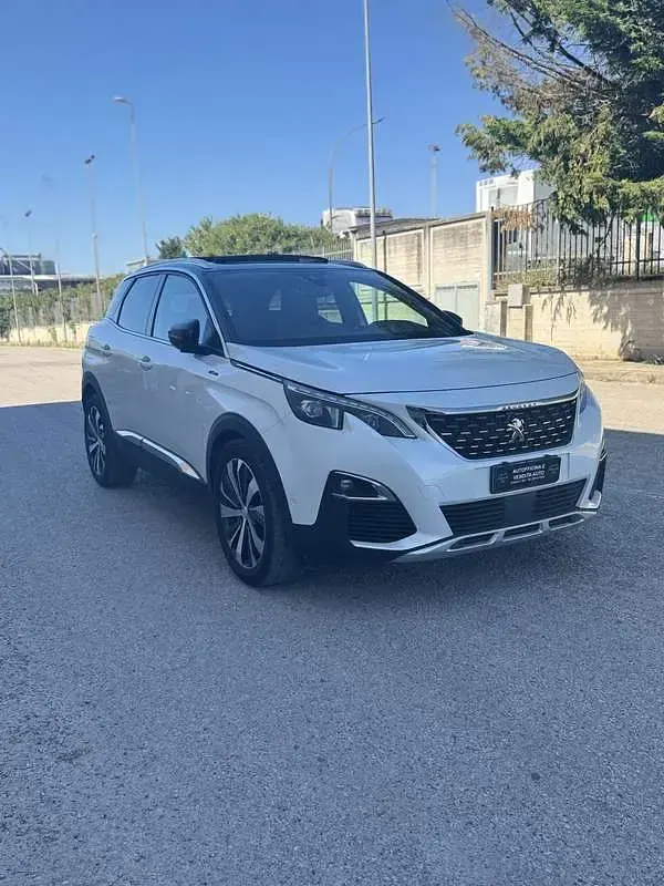 Usata Peugeot 3008 GT-line 120 CV (88 kW) 2017 SUV