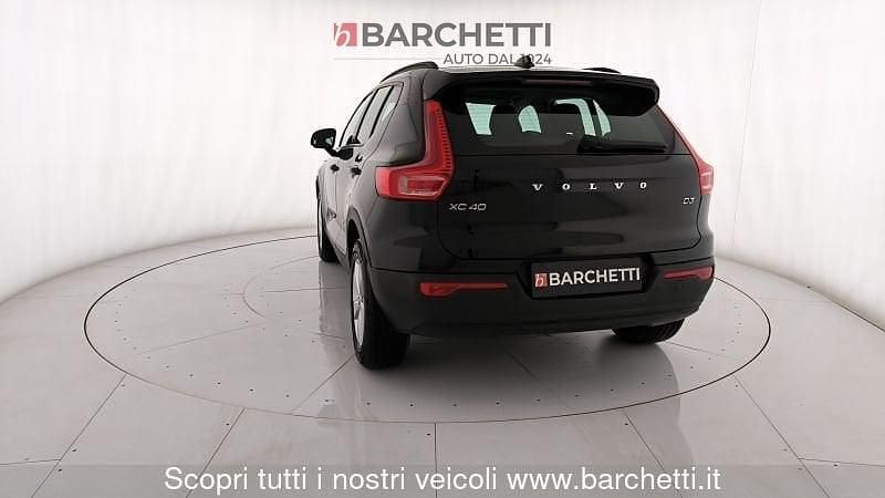 Usata Volvo XC40 Momentum 150 CV (110 kW) 2021 Nero SUV