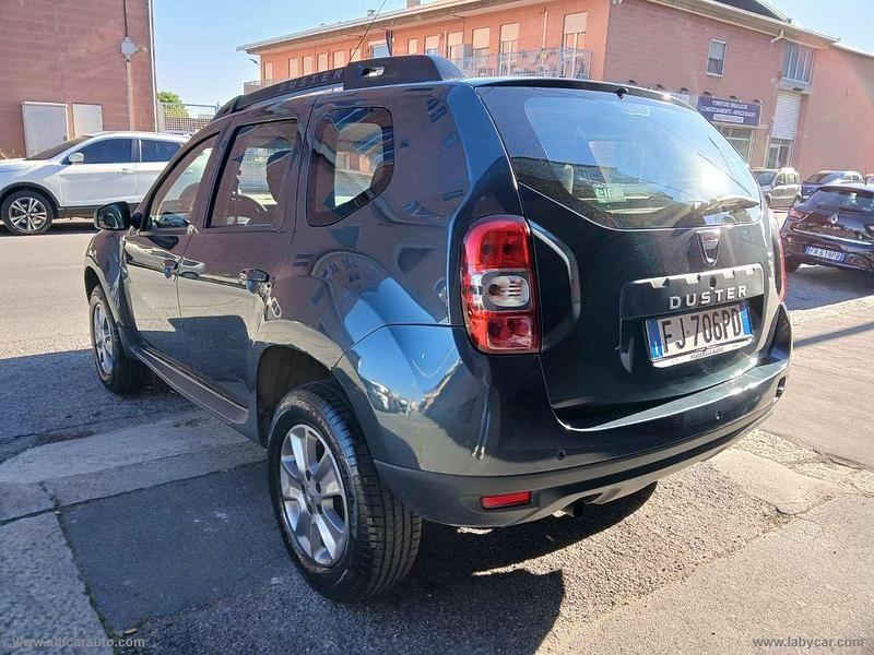 Usata Dacia Duster 114 CV (83 kW) 2017 Grigio SUV