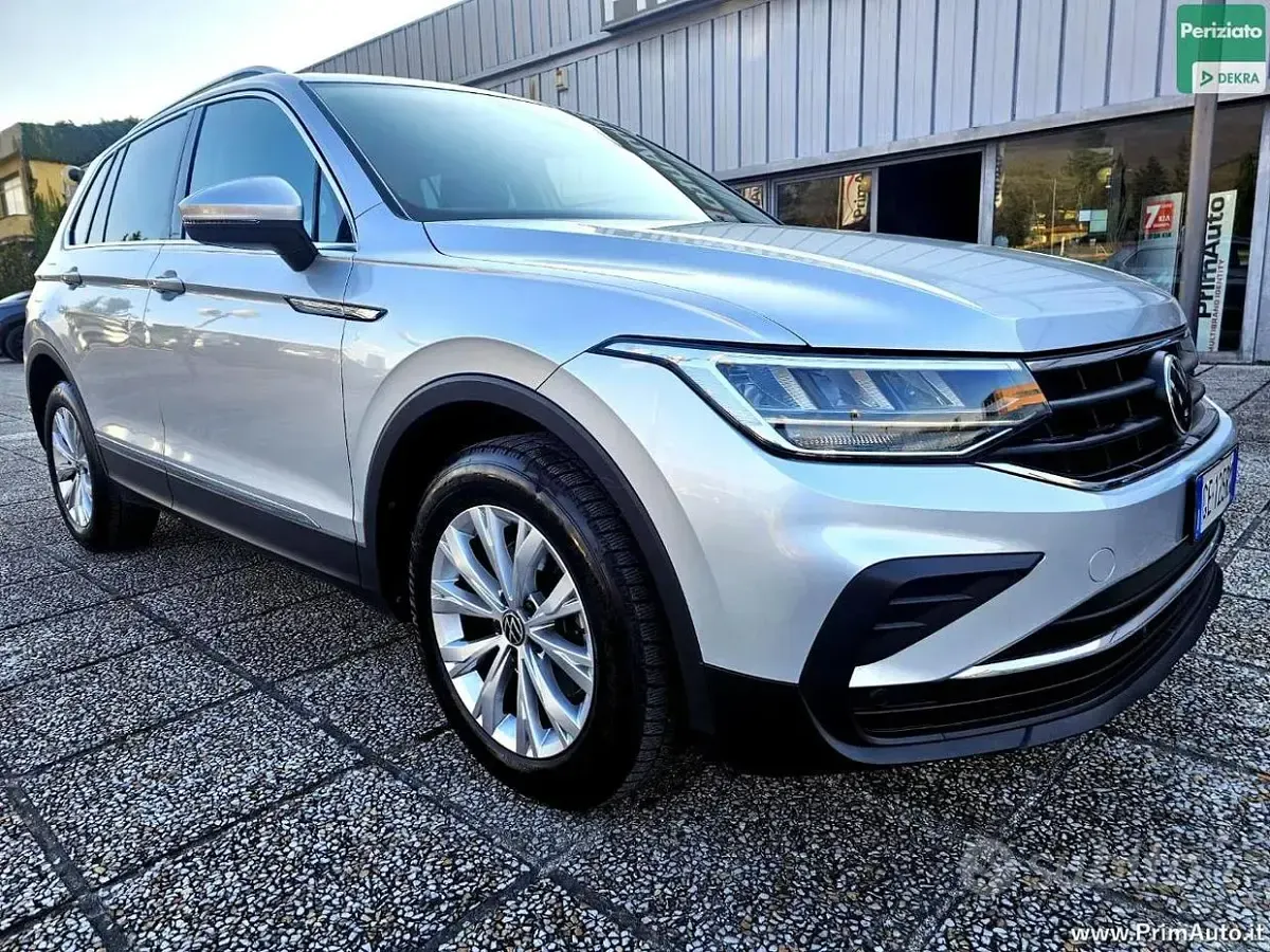 Usata VW Tiguan Life 150 CV (110 kW) 2021 Grigio SUV
