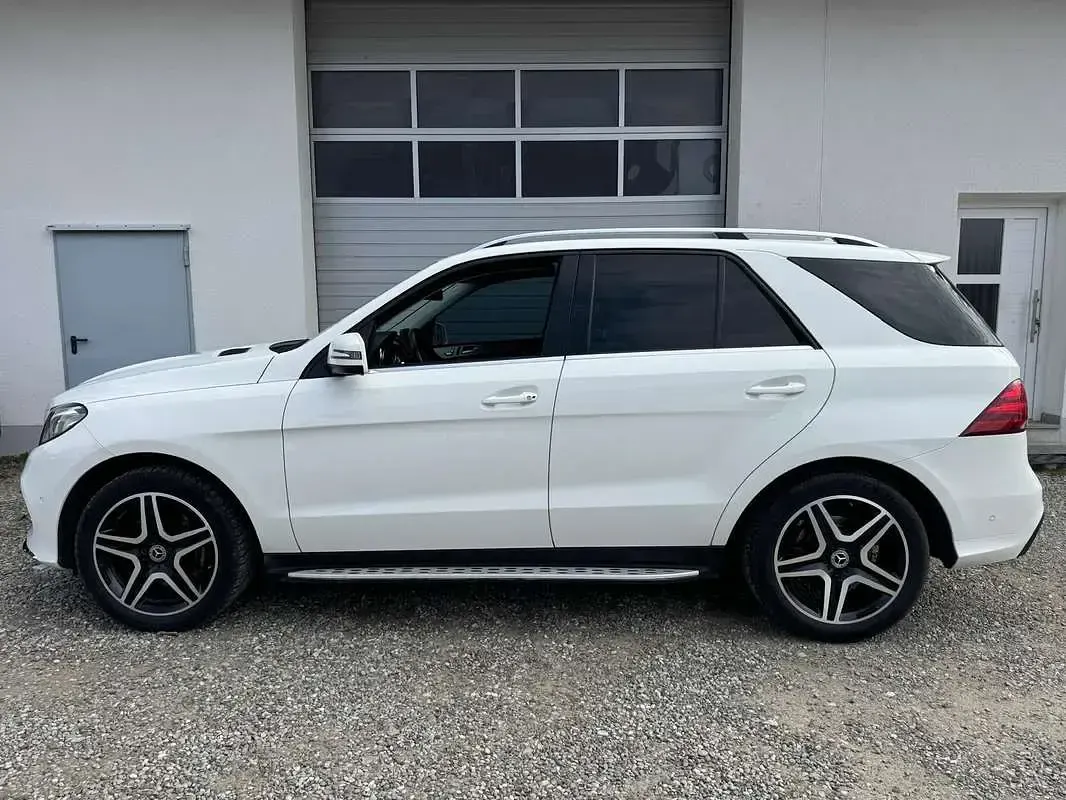 Usata Mercedes GLE250 Exclusive 204 CV (150 kW) 2018 SUV