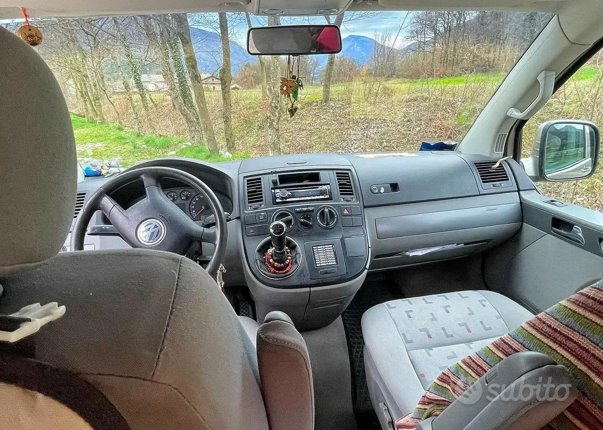 Usata VW T5 102 CV (75 kW) 2009 Furgone
