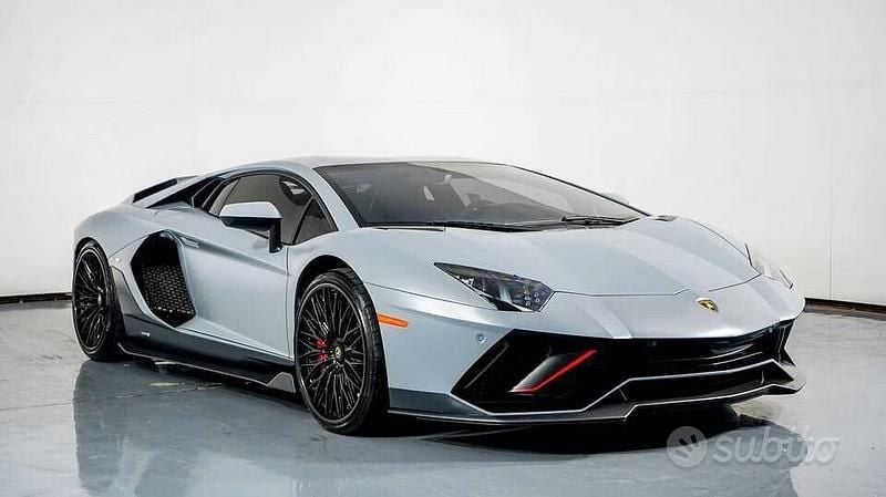 Usata Lamborghini Aventador 740 CV (544 kW) 2020 Nero Coupé