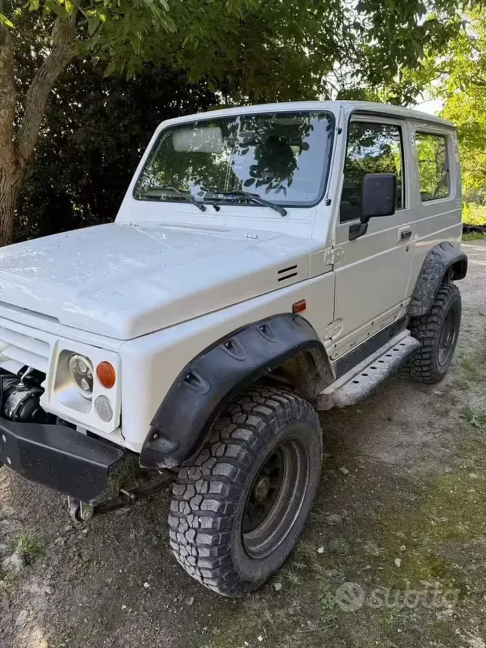 Usata Suzuki Samurai 69 CV (50 kW) 1999 Bianco SUV