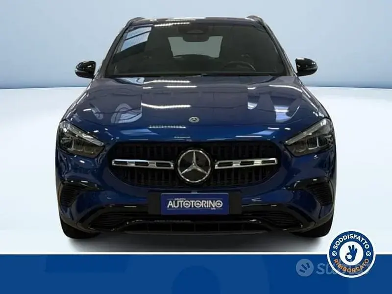 Begagnad Mercedes GLA180 Advanced Plus 116 HK (85 kW) 2025 Blå SUV