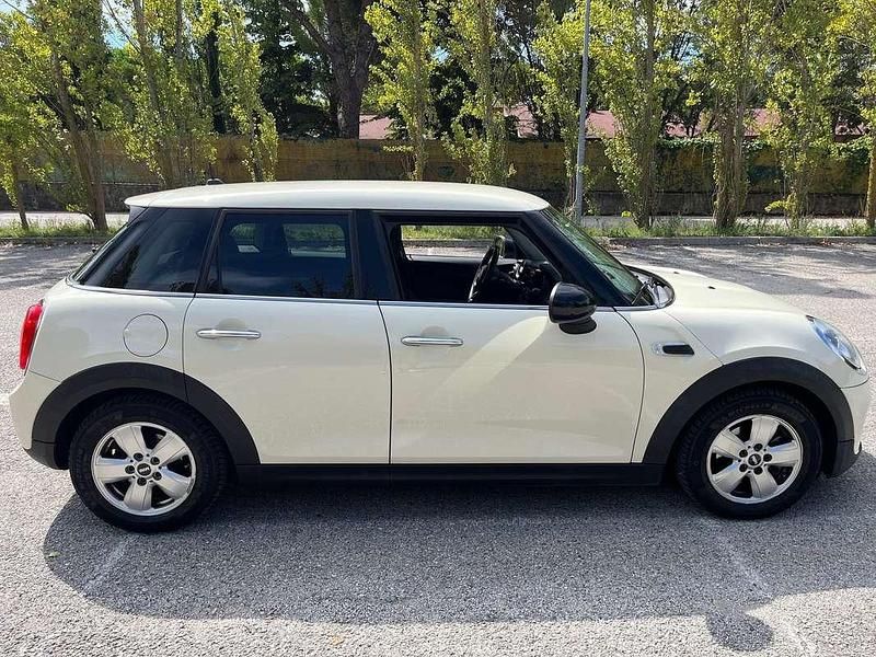 Usata Mini ONE 102 CV (75 kW) 2015 Bianco Utilitaria