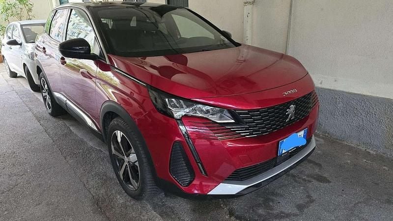 Usata Peugeot 3008 Allure 131 CV (96 kW) 2023 Rosso SUV