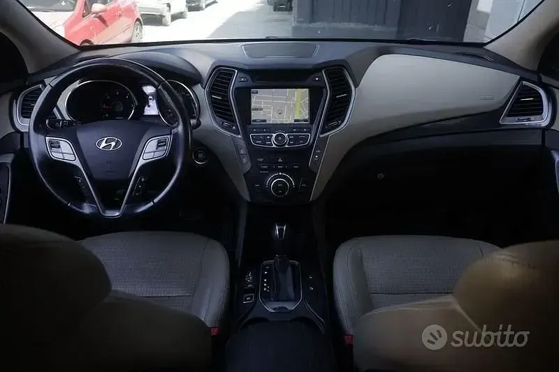 Usata Hyundai Santa Fe Style 197 CV (144 kW) 2015 Nero SUV