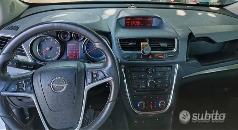 Usata Opel Mokka 130 CV (95 kW) 2014 Bianco SUV