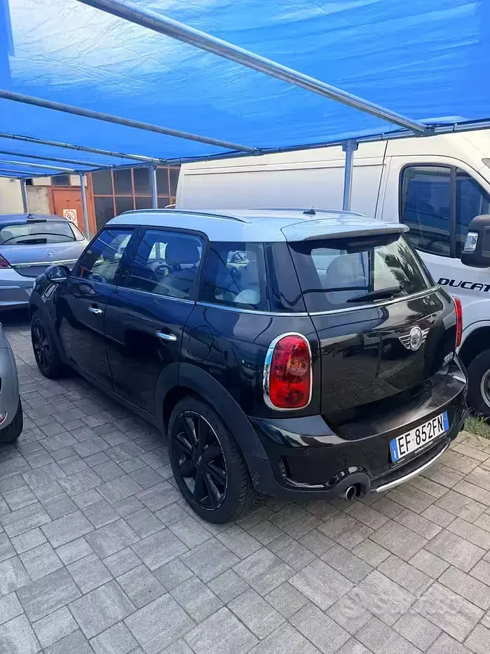 Usata Mini Cooper S Countryman 184 CV (135 kW) 2010 Nero SUV