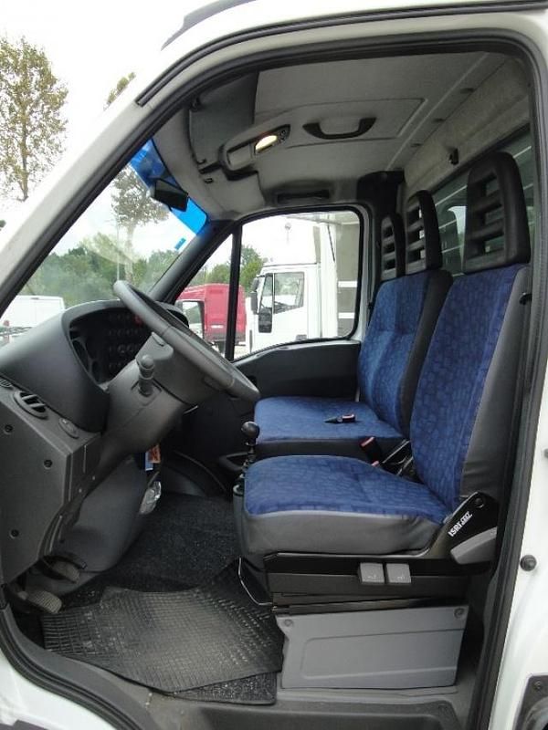 Usata Iveco Daily 177 CV (130 kW) 2006 Bianco pastello Cabrio