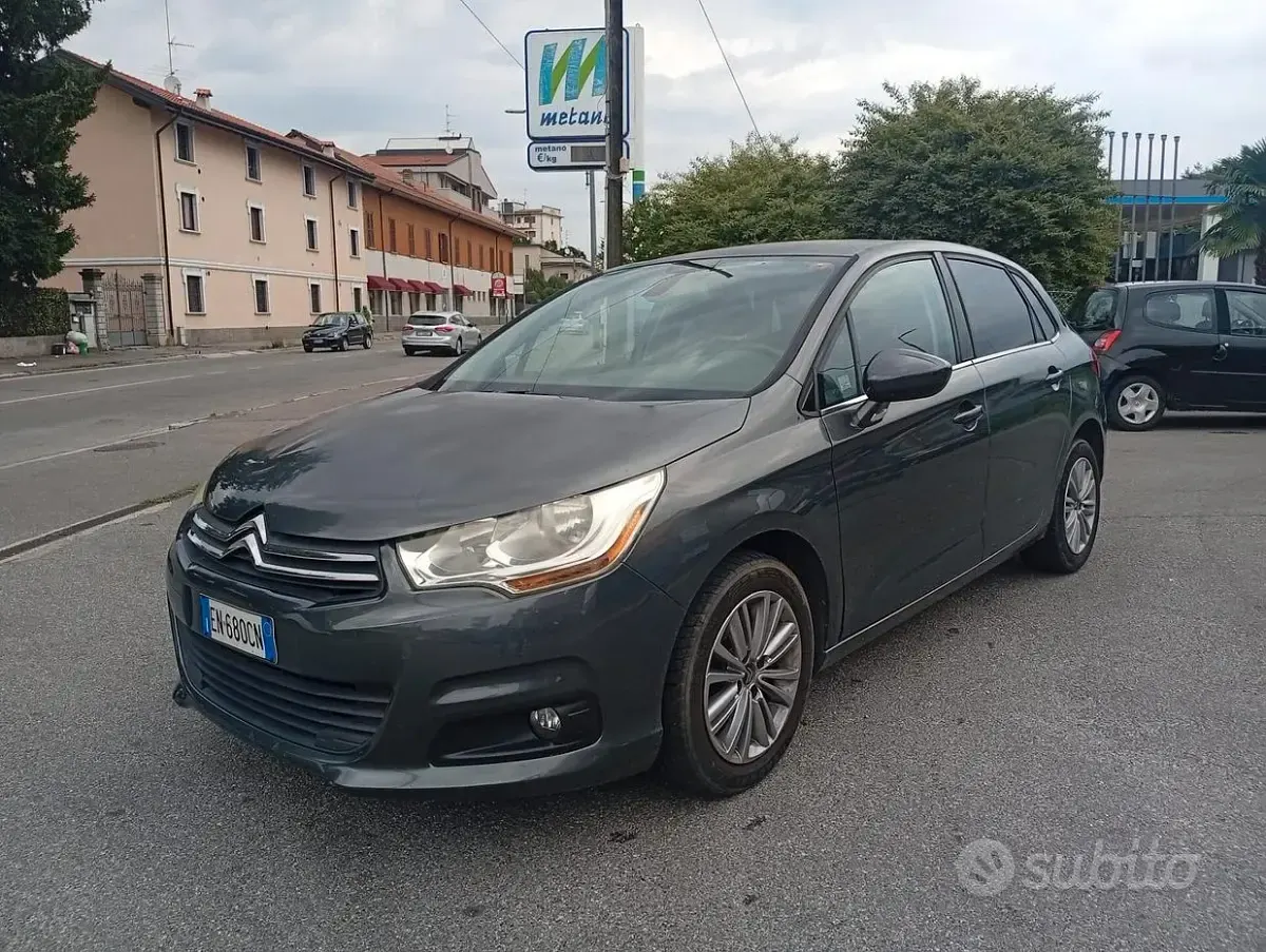 Usata Citroën C4 Attraction 92 CV (67 kW) 2012 Berlina