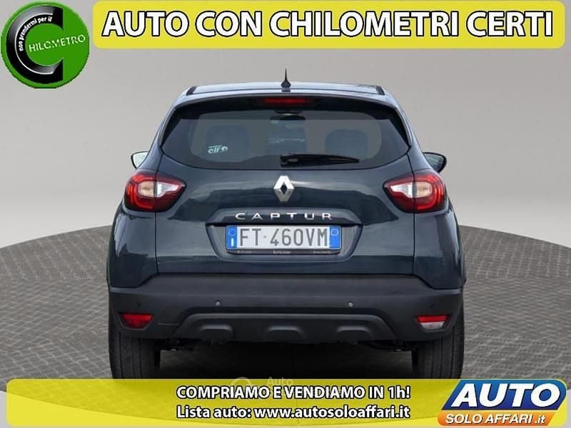 Usata Renault Captur 90 CV (66 kW) 2018 Grigio SUV