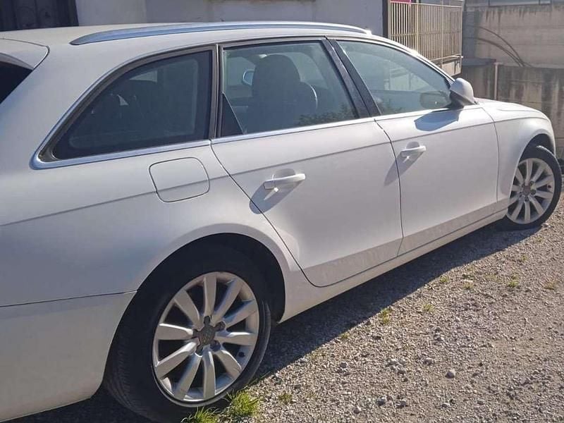 Usata Audi A4 Advanced 143 CV (105 kW) 2012 Bianco Station wagon