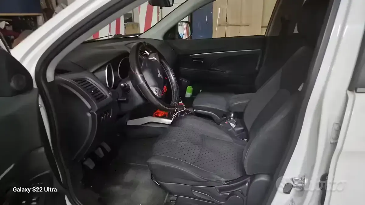 Usata Mitsubishi ASX Intense 150 CV (110 kW) 2011 Bianco SUV