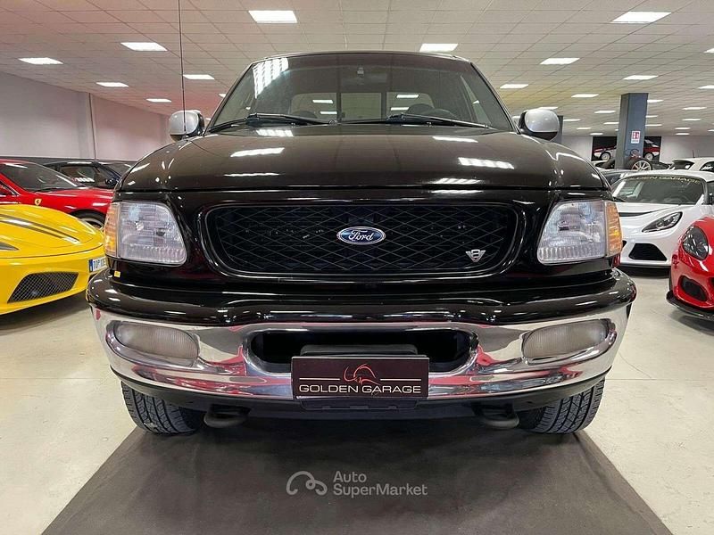 Usata Ford Sierra 230 CV (169 kW) 1998 Nero Coupé