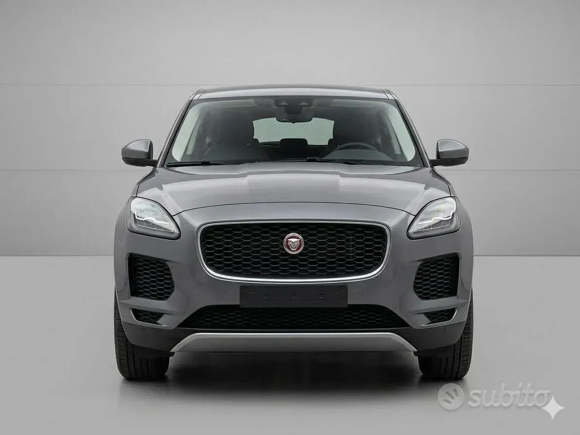 Usata Jaguar E-Pace 150 CV (110 kW) 2018 Grigio SUV