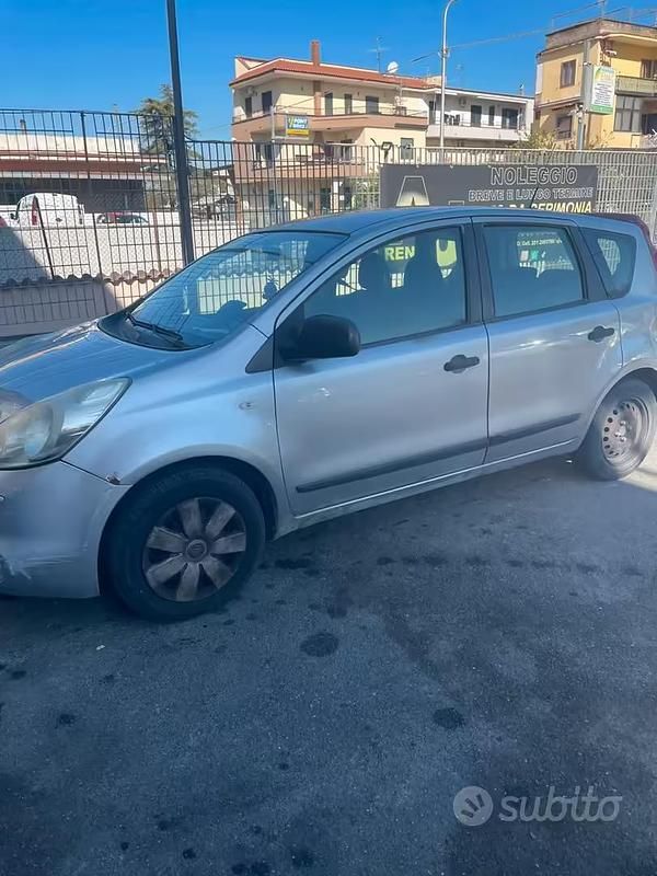 Usata Nissan Note 88 CV (64 kW) 2009 Grigio Utilitaria