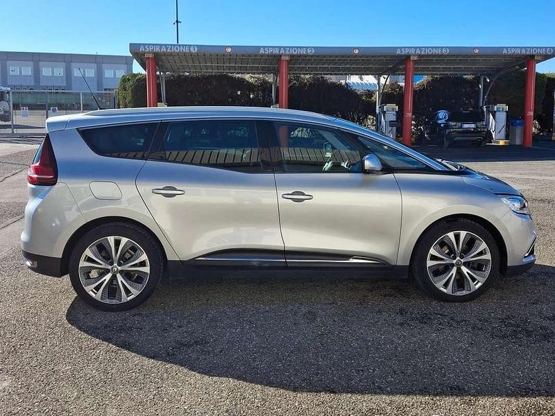 Usata Renault Grand Scénic IV Intens 110 CV (80 kW) 2018 Argento Monovolume
