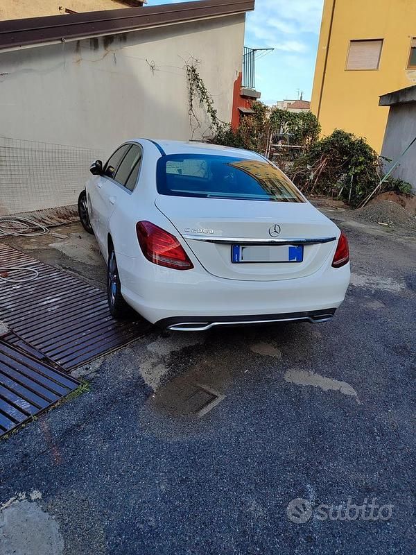 Usata Mercedes C200 136 CV (100 kW) 2018 Bianco Berlina