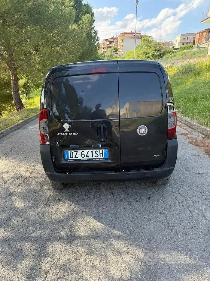 Usata Fiat Fiorino 75 CV (55 kW) 2009 Nero Monovolume