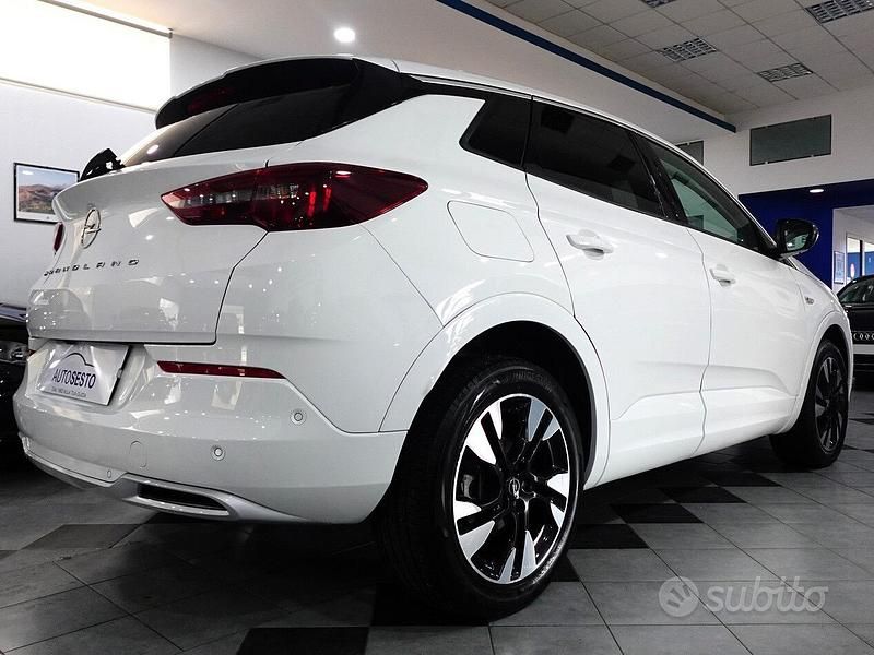 Usata Opel Grandland X Elegance 131 CV (96 kW) 2022 Bianco SUV