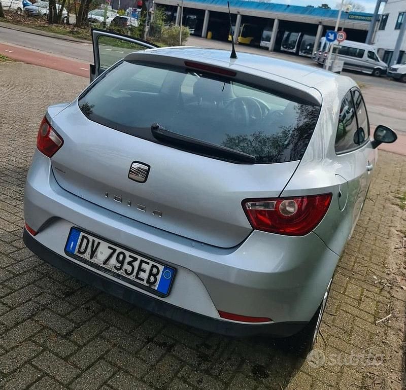 Occasion Seat Ibiza 2009 Gris Coupé