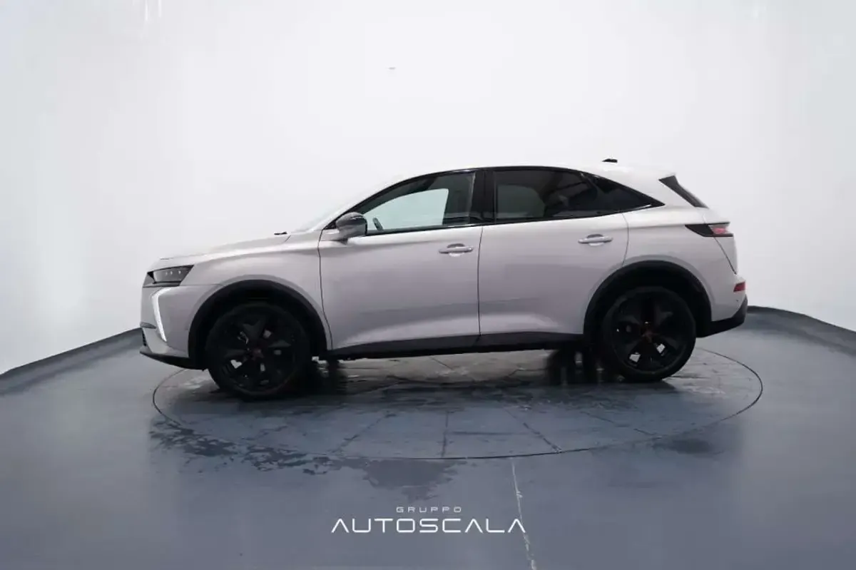 Usata DS Automobiles DS7 Crossback Performance 131 CV (96 kW) 2023 Grigio cristallo [m0ph] SUV