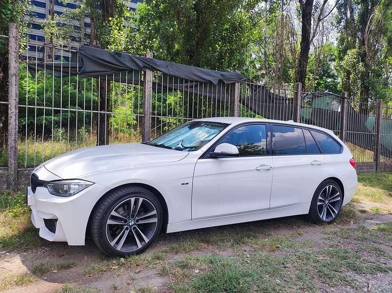 Usata BMW 316 Sport Line 116 CV (85 kW) 2012 Bianco Station wagon