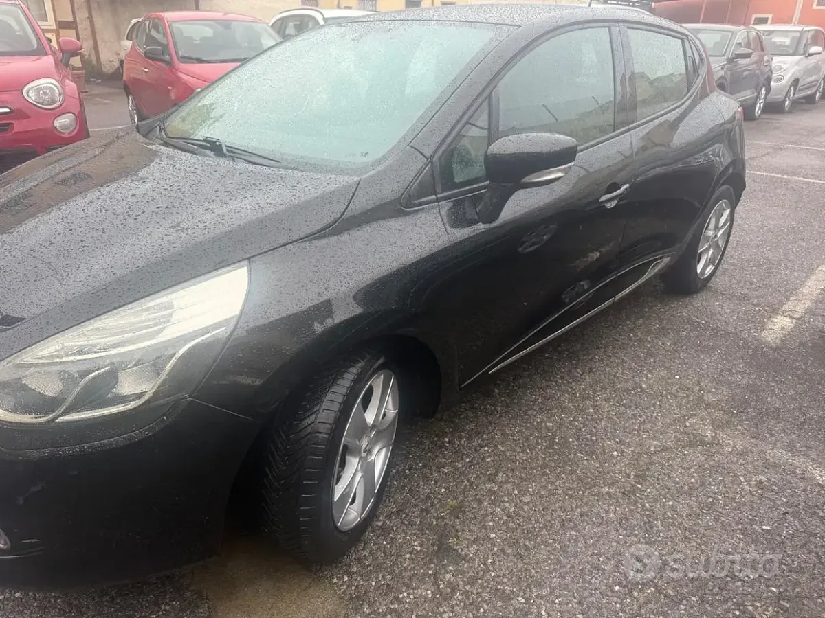 Usata Renault Clio IV 90 CV (66 kW) 2014 Nero Berlina