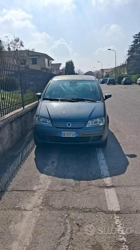 Usata Fiat Idea 2006 Grigio Monovolume