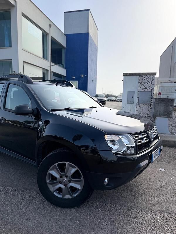 Usata Dacia Duster Ambiance 110 CV (80 kW) 2014 Nero SUV