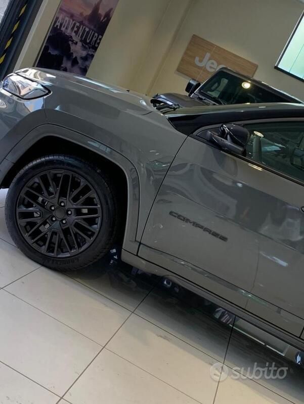 Usata Jeep Compass 150 CV (110 kW) 2021 Grigio SUV