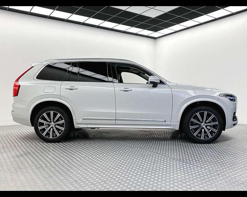 Usata Volvo XC90 Plus 235 CV (172 kW) 2024 Crystal white SUV