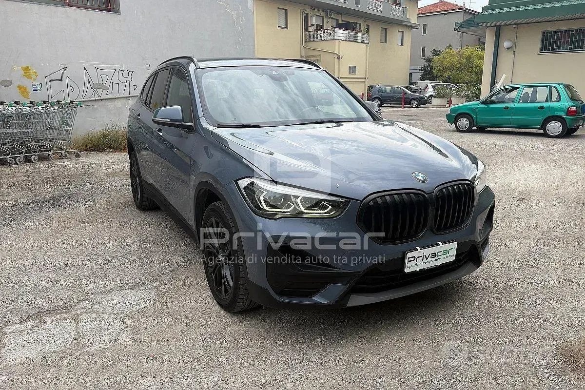 Usata BMW X1 Advantage 140 CV (102 kW) 2019 Grigio SUV
