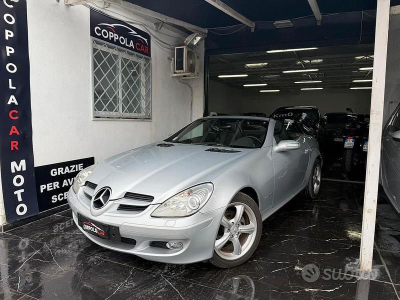 Usata Mercedes SLK200 163 CV (119 kW) 2004 Grigio Cabrio