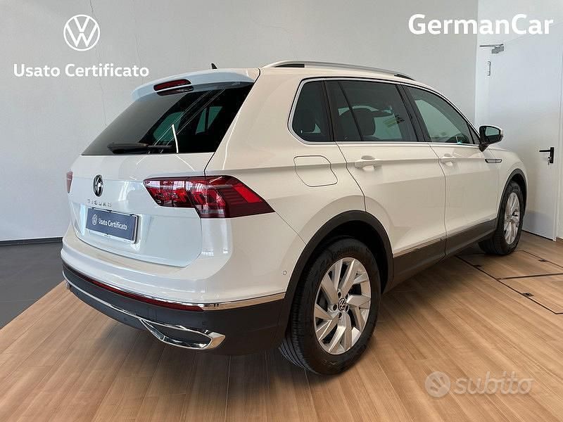 Usata VW Tiguan Elegance 150 CV (110 kW) 2021 Bianco SUV
