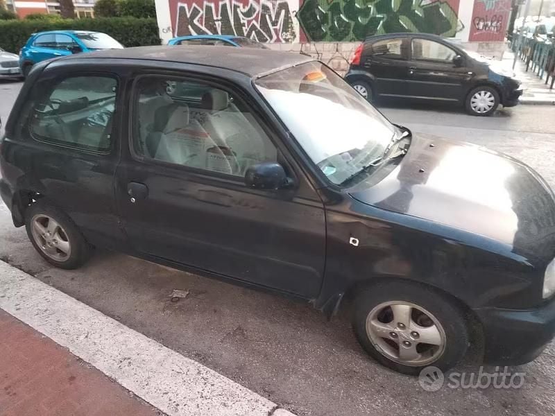 Usata Nissan Micra 75 CV (55 kW) 1997 Nero Utilitaria
