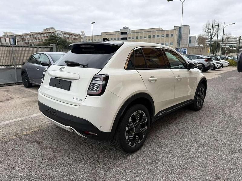 Usata Fiat 600 La Prima 101 CV (74 kW) 2024 Bianco SUV